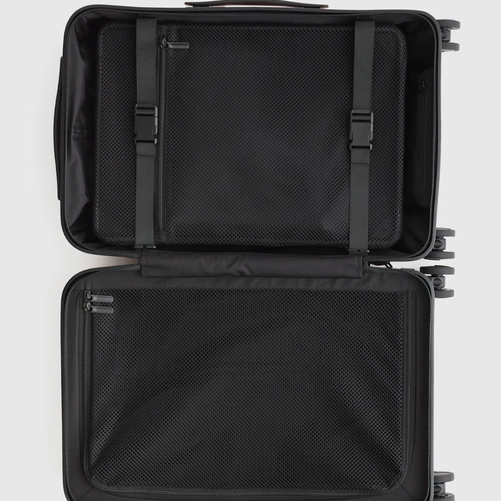 Quince Small Carryon Suitcase in Light Blue (See Photos for dimensions No bundle - Picture 7 of 8